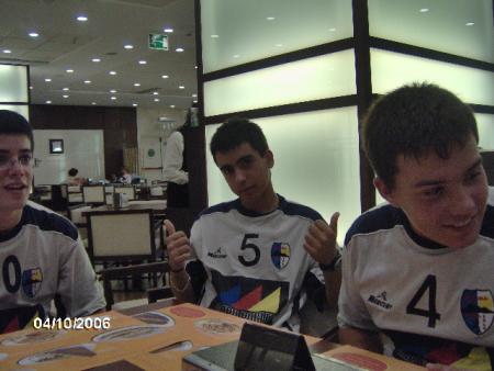 medio lampe,robles i mateo